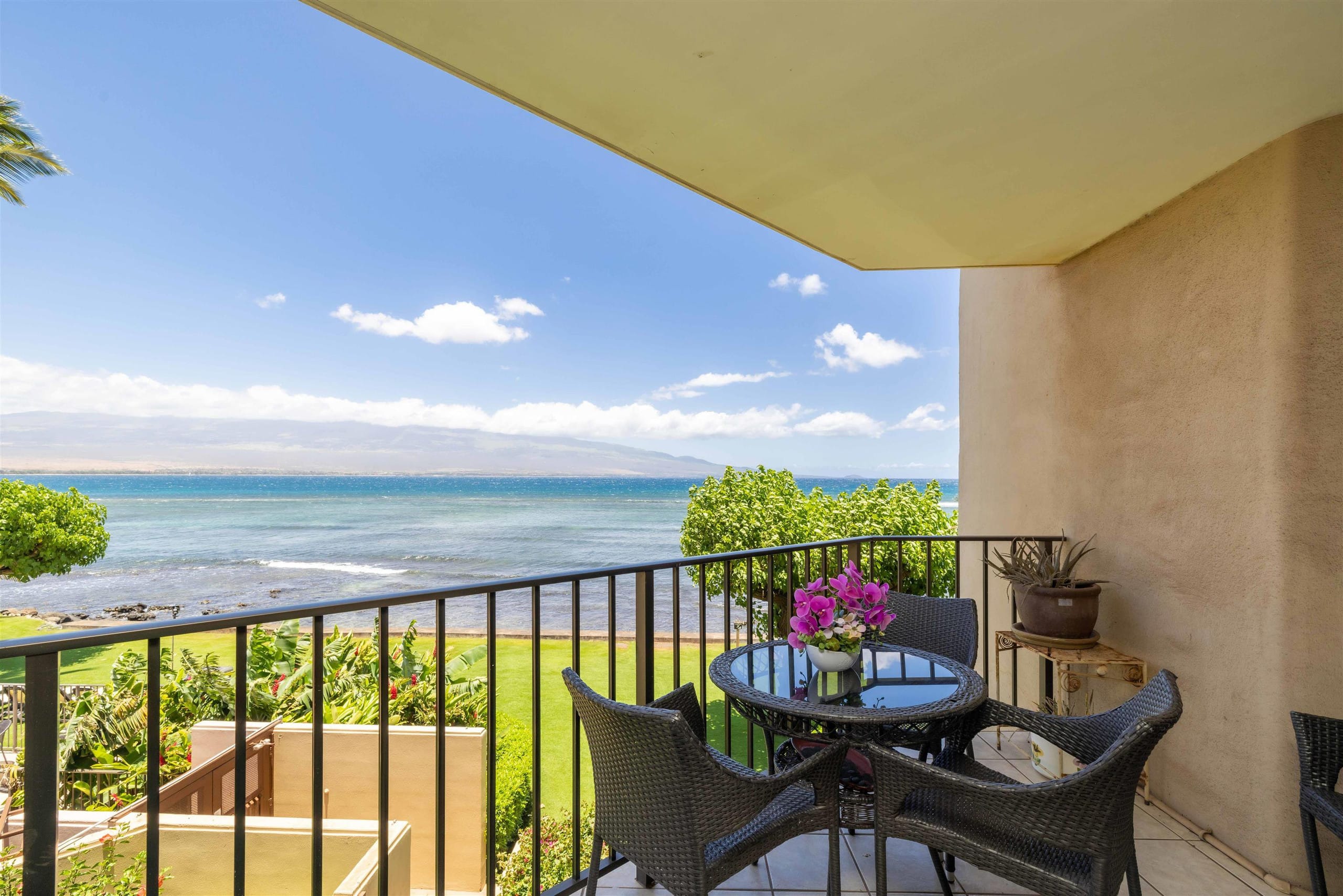 Condo in Wailuku · ★4.99 · 1 bedroom · 1 bed · 1 private bath - Image 2