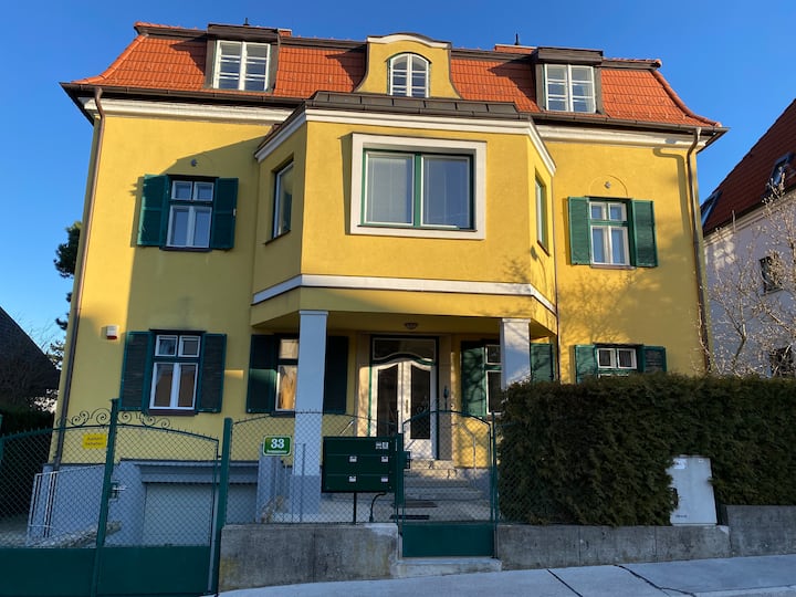 Apartment in Viennese Villa Apartments for Rent in Vienna, Wien