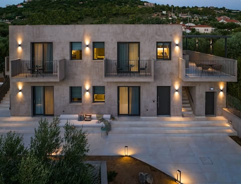 Topos | Suite with sea view