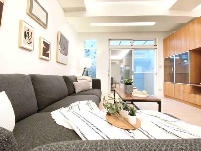 GSN *3房2衛 1-6人* 獨門獨戶/國父紀念館捷運站步行5分鐘/整套廚房 長租 gallery image 4