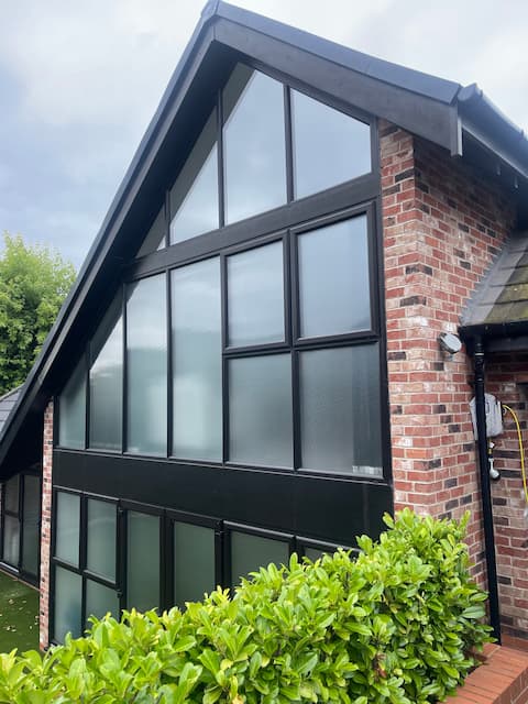 A 2 bedroom 2 bathroom flat