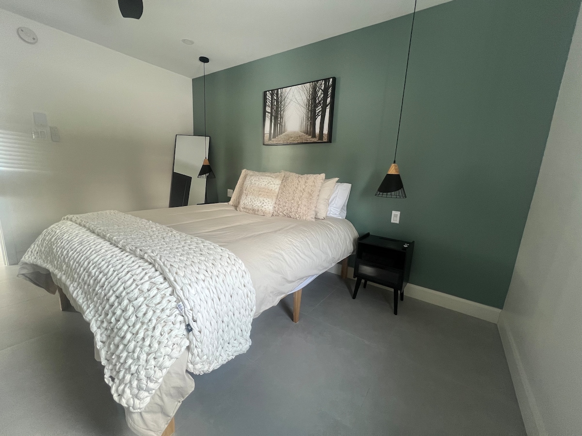 საძინებელი 1