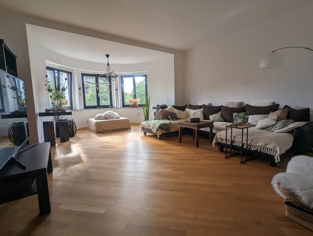 Fancy duplex apartment, green & quiet neighborhood gallery image 3