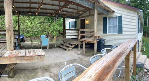 Riverview @ Hatfield McCoy River