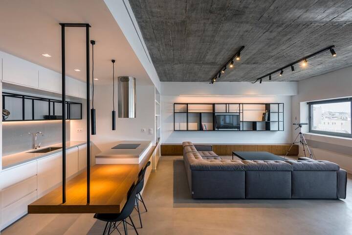 Athens Market Iconic Loft, Amazing Acropolis View gallery image 2