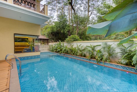 4.5BHK Villa with Huge Private Pool best for group