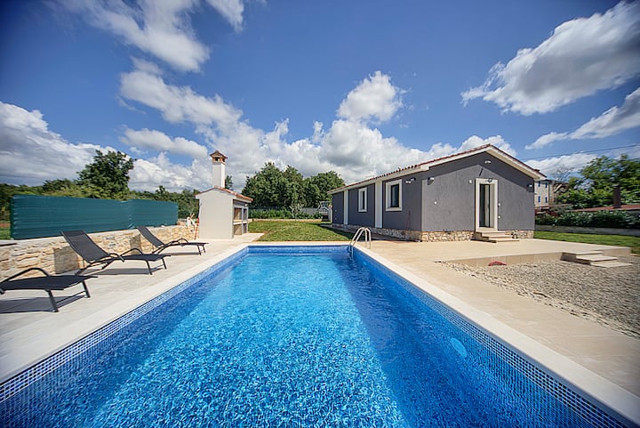 Villa Mališi With Pool - Motovun