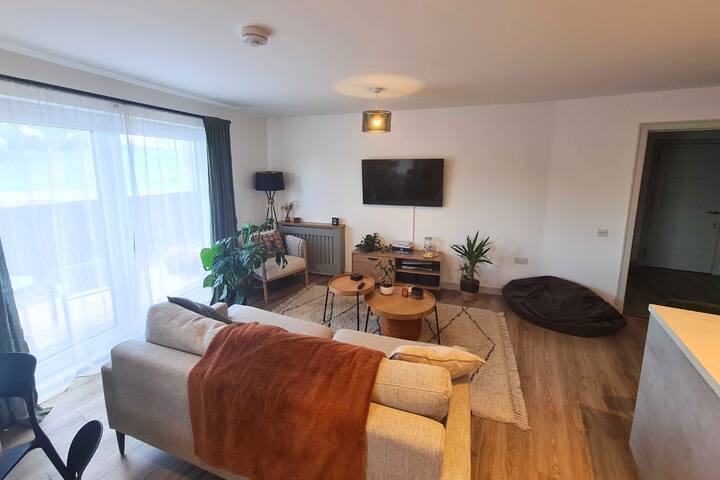 2-bed flat in Leith, Edinburgh! gallery image 3