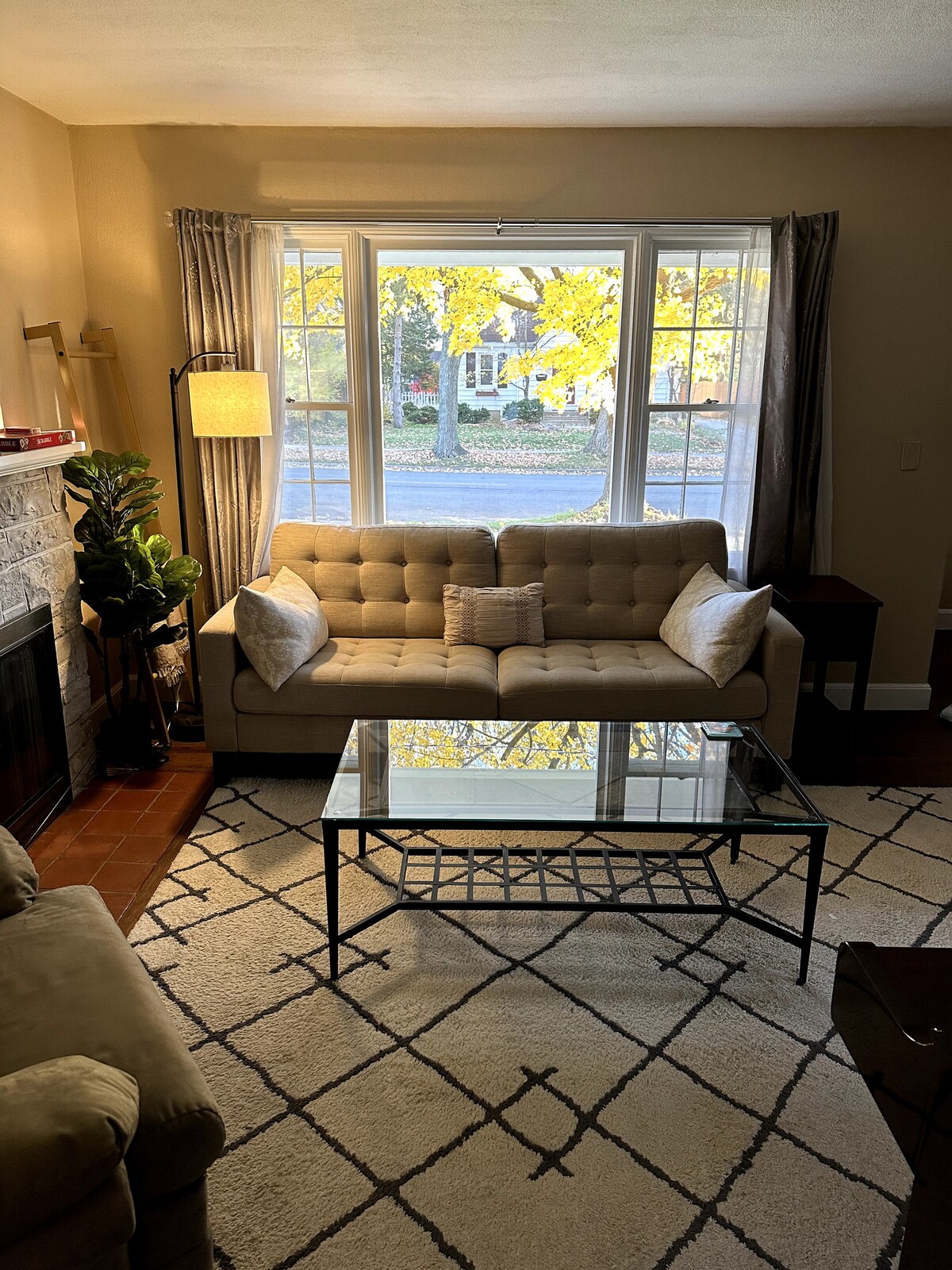 Music inspired Cape Cod Houses for Rent in Monona, Wisconsin, United States Airbnb