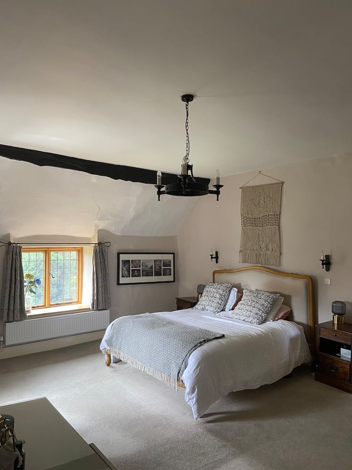 Основна спалня