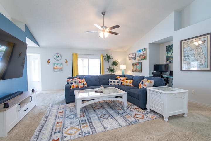 The Alfred | King Room Clean W/pool/8 Min To Beach - Navarre, FL
