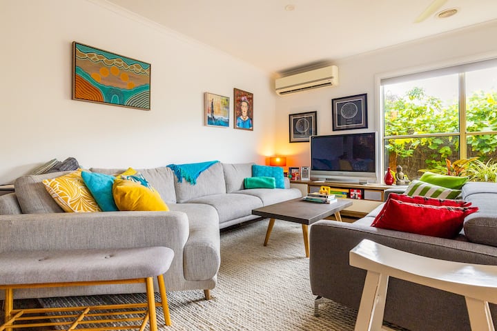 Beautiful Home For Couple - One Bedroom - North Shore