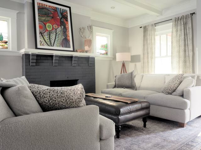 3 Blocks from Lake Harriet! gallery image 5