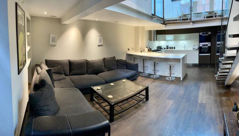 4 floor Apartment in Covent Garden gallery image 5