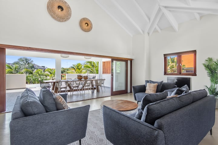 Villa Blou, Walking Distance From The Beach - Curaçao
