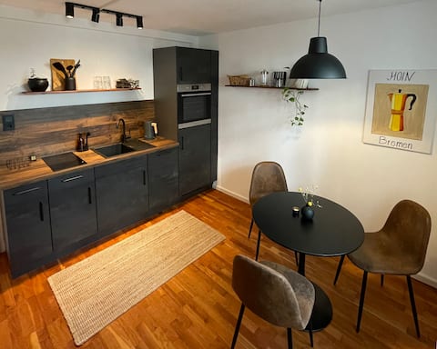 Popular Airbnb listing: Apartment in the riverside district in Neustadt