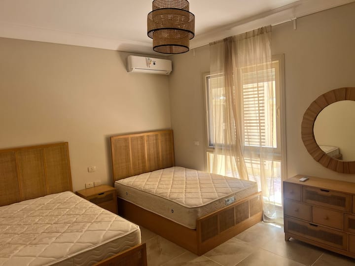 საძინებელი 1