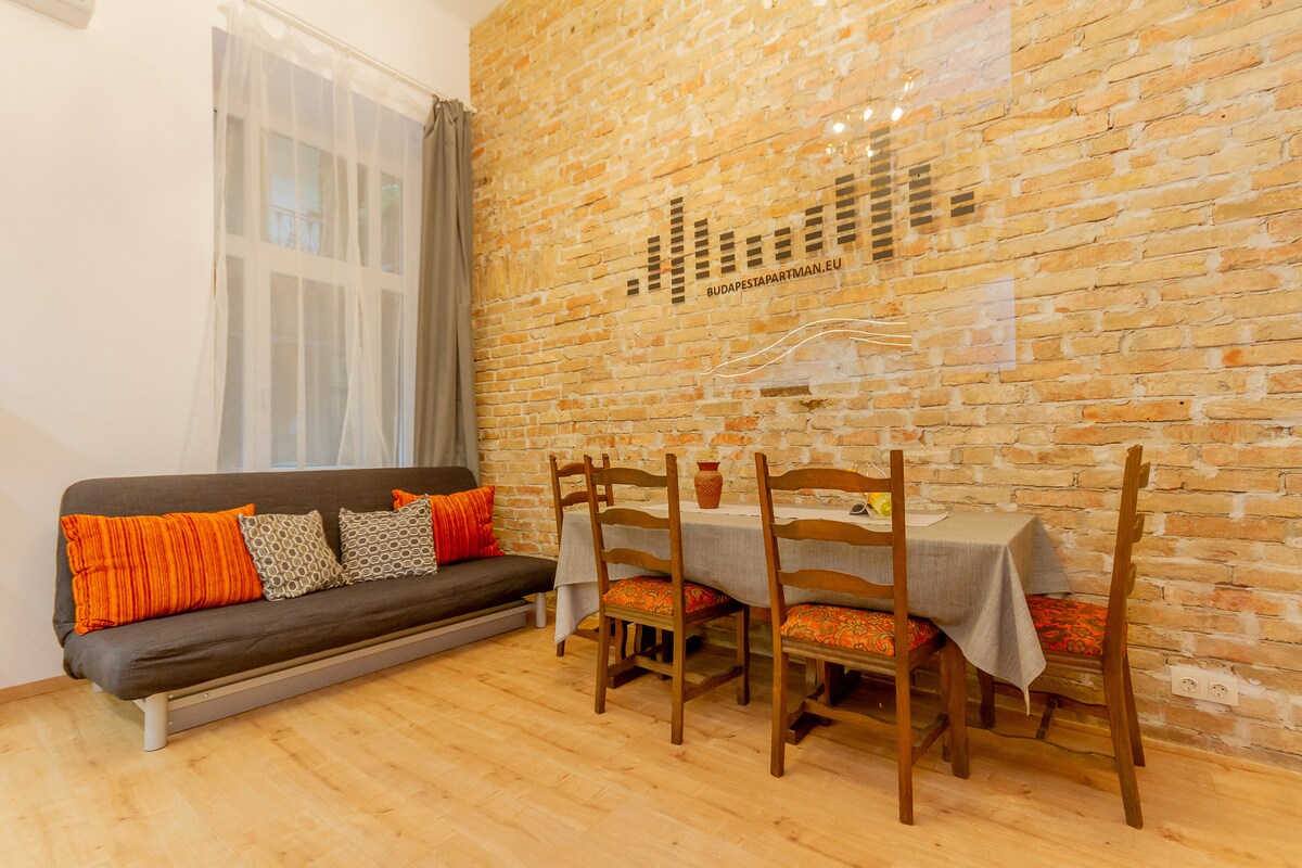 მისაღები ოთახი