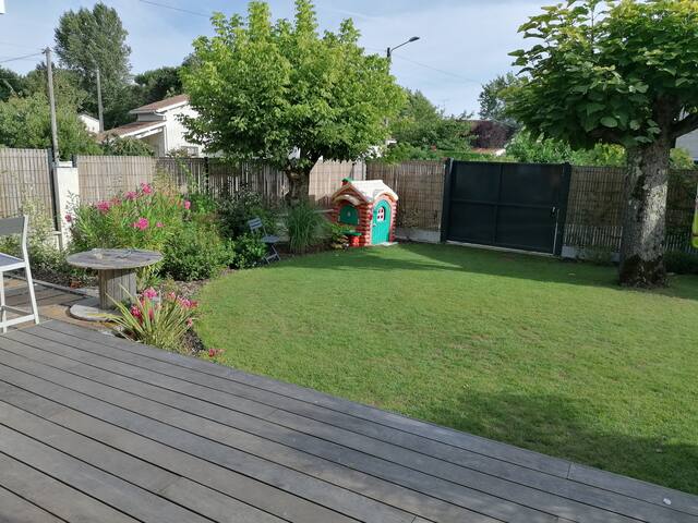 Maison climatisée avec piscine gallery image 2