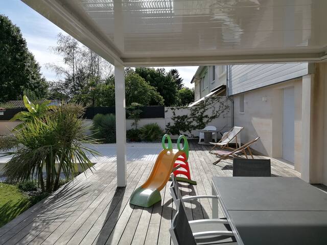 Maison climatisée avec piscine gallery image 3