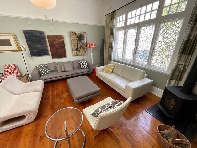 Fresnaye Family Home gallery image 5