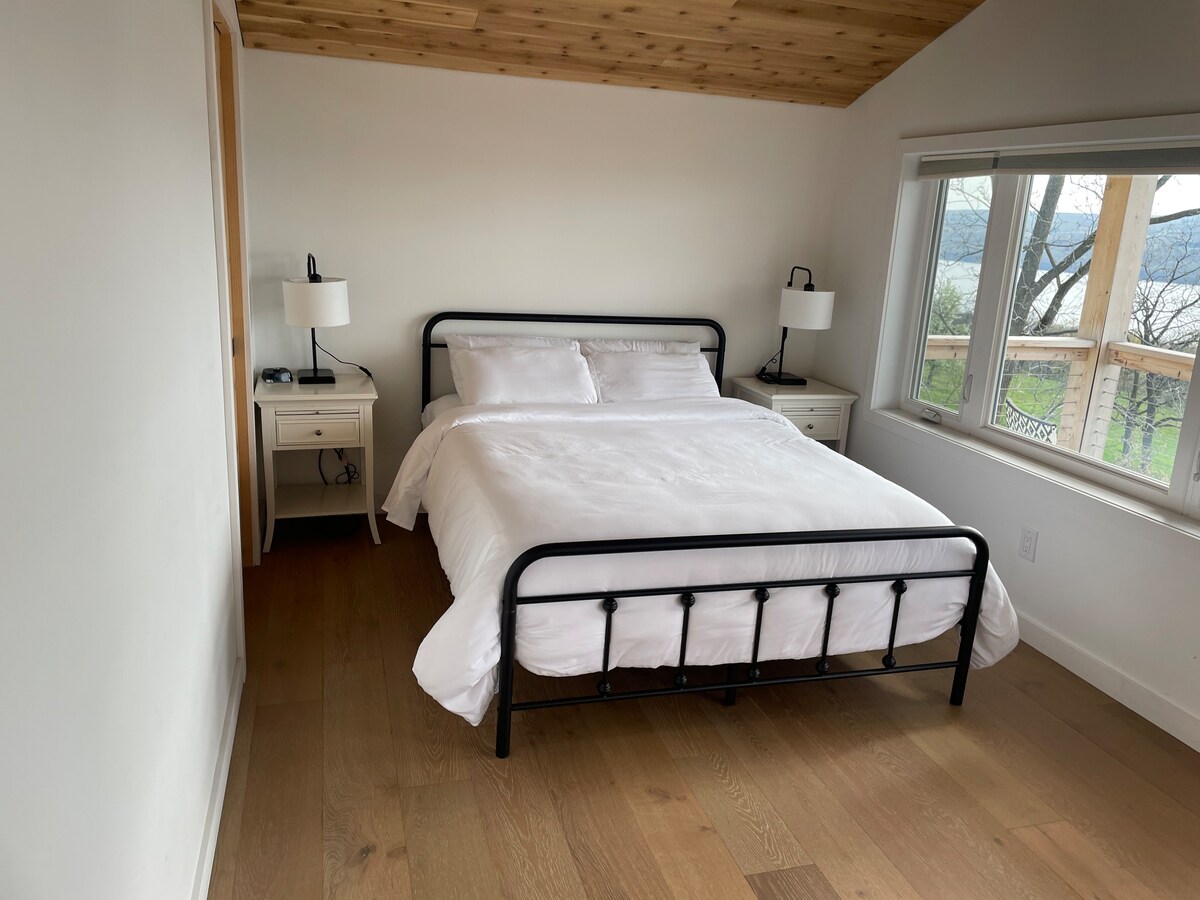 საძინებელი 4