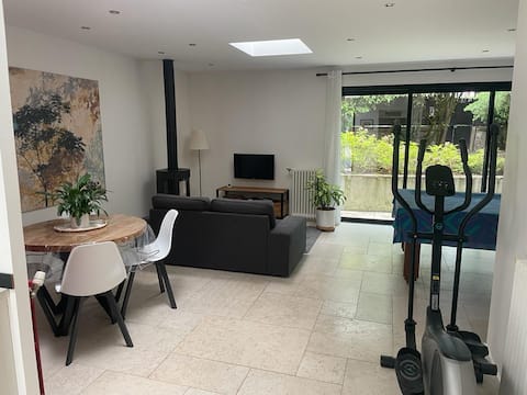 Successful Airbnb property: Outbuilding near Disney & Paris in Chelles