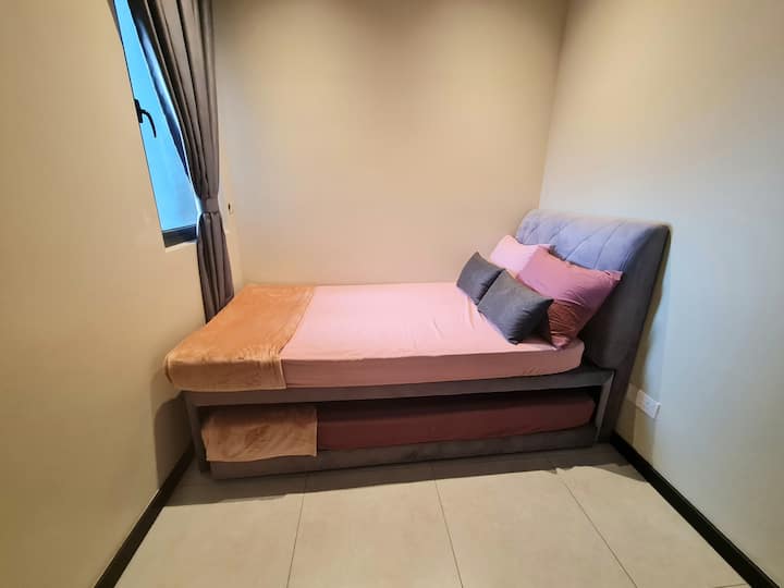 غرفة النوم 2