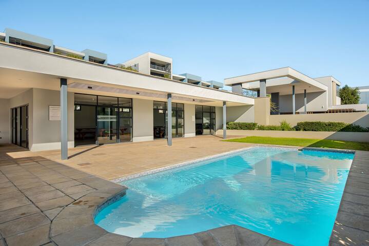 Terraces 2-bed Apt Full Power Backup&Mall Nextdoor gallery image 3