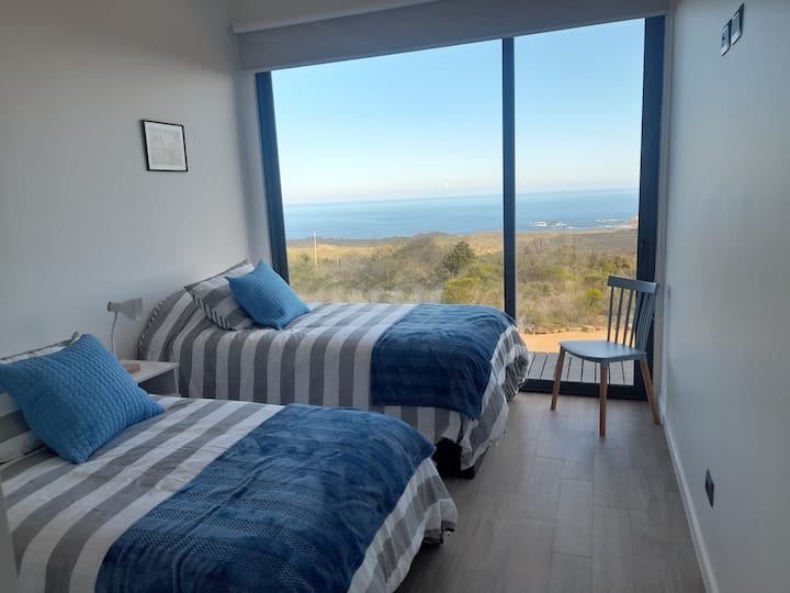 Habitación 3:
2 camas de 1.5 plazas y una cama nido de 1 plaza.