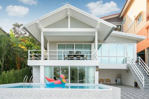 amazing pool villa. beach front, AoYon beach.