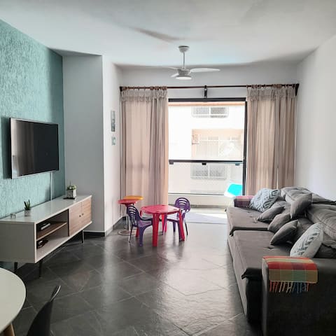 Popular Airbnb listing: Guarujá Apartment Enseada Beach in Guarujá