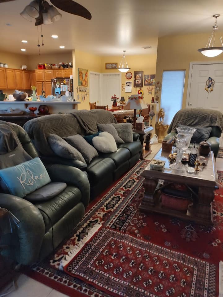 Master Bedroom W/luxury Queen Bed & Private Bath! - Cottonwood, AZ