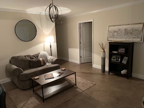 Modern 3 BR home; rustic touch!