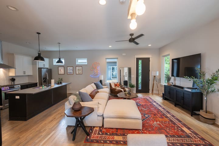 10Min to Broadway+Midtown+Gulch|Modern Cowboy Vibe