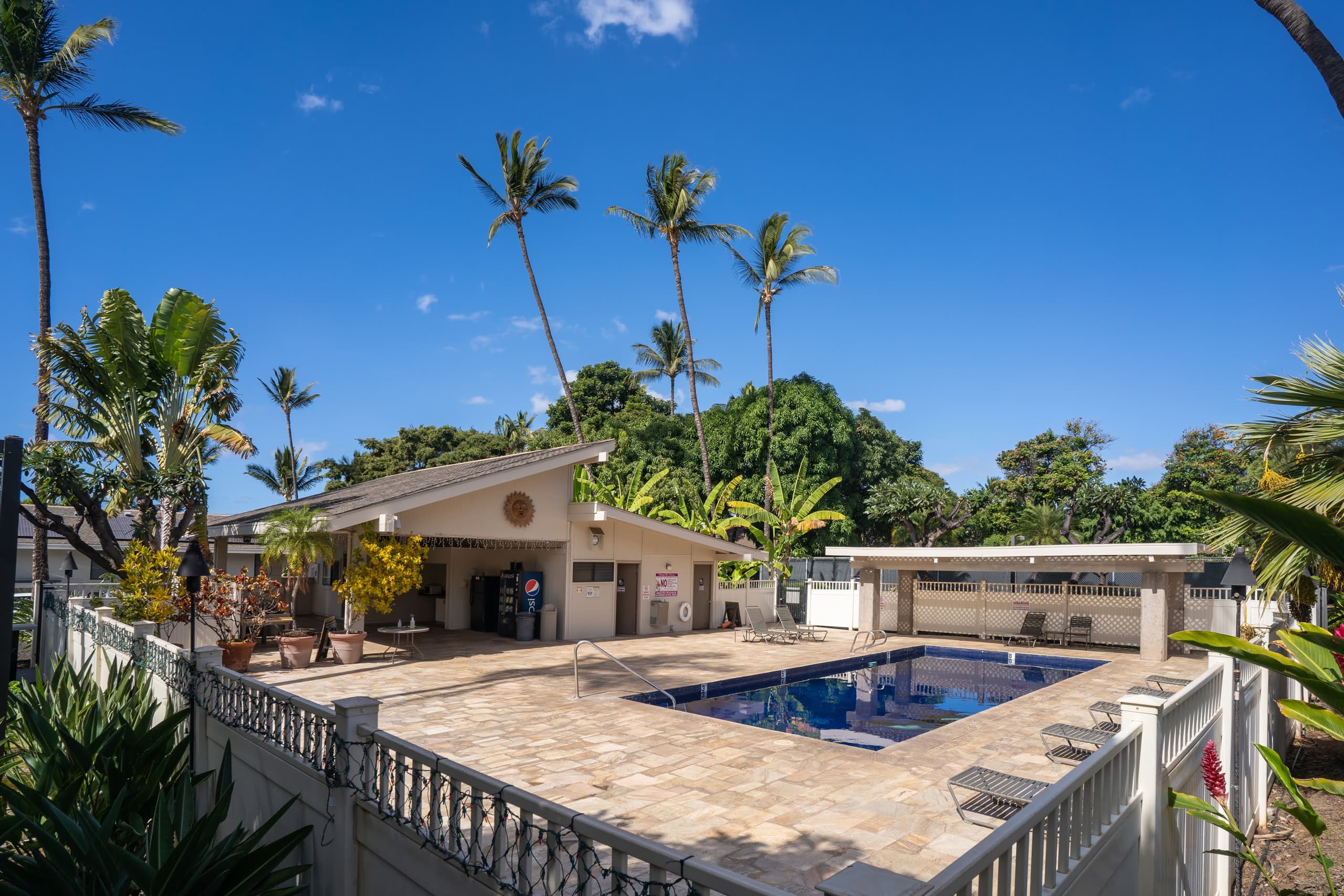 Condo in Kihei · ★4.93 · Studio · 2 beds · 1 bath - Image 34