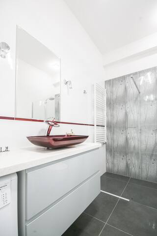 OompH managed Airbnb listing 1