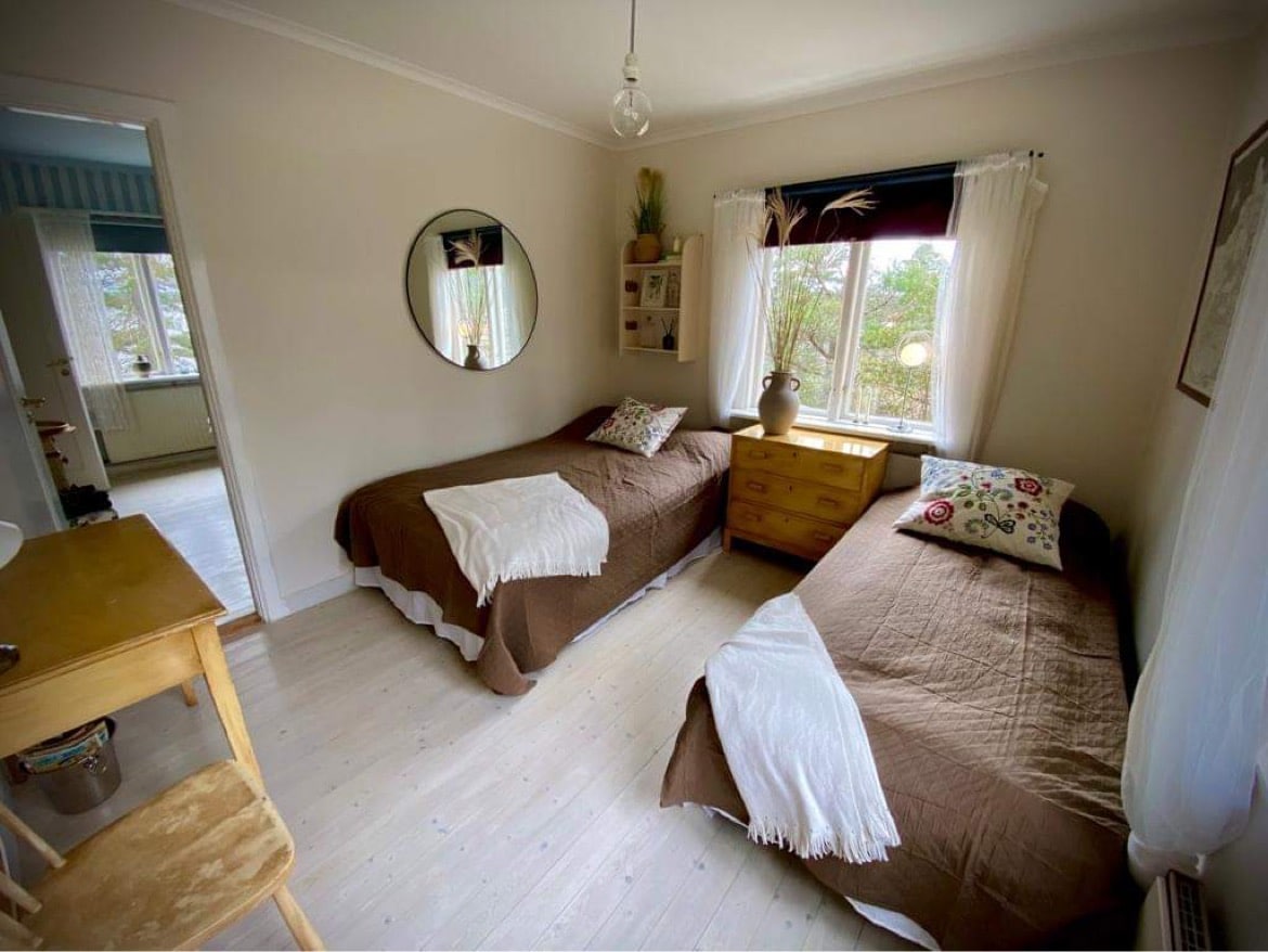 带两张床的卧室（ 90和120 ）