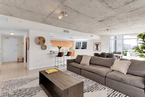Top Airbnb: Miami best Location/Pool/gym/park+design district+ in Edgewater