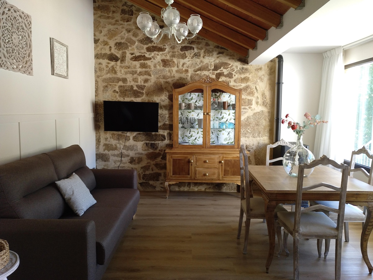 Anuncio de Airbnb popular: A Solaina da Bouza Attic 5 en Cambados