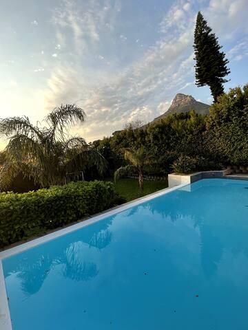 Spacious Villa in perfect location! gallery image 3