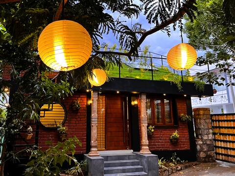 Pinewood Cottage - Stargaze Villa with roof garden