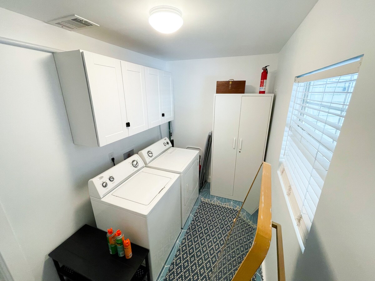 Backyard Oasis w/Pool, walkable, 5 min to dtwn