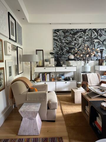 Village Loft-Like Full Floor Apt gallery image 3