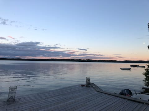 Villa with lake plot and amazing views