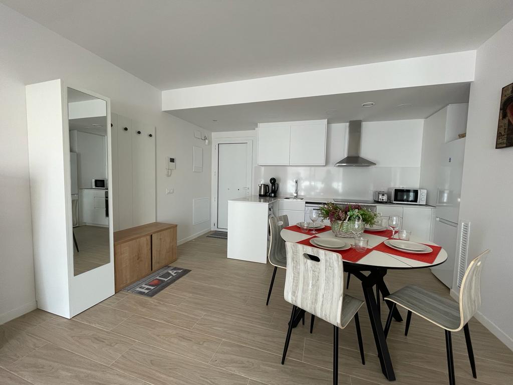 Popular Airbnb listing: Marivent in Roses