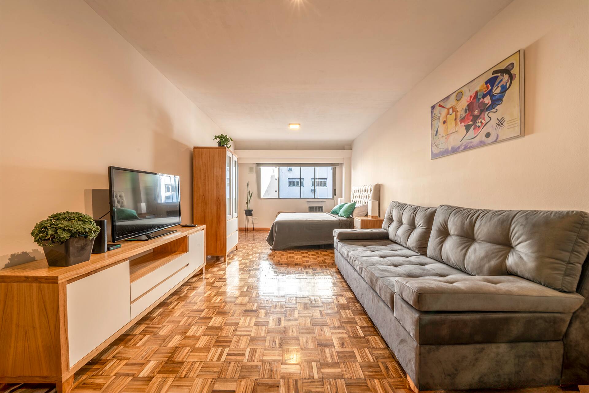 Однокомнатная квартира в Retiro на Av. Córdoba, 5-й этаж