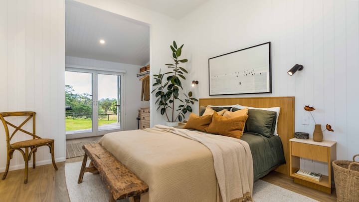 Master bedroom with walk in robe & Ensuite