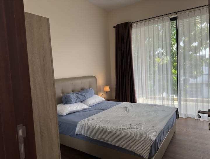 ชั้น 2 #2 ห้องนอน
