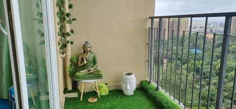 "The Bodhi"
Peaceful high-rise escape